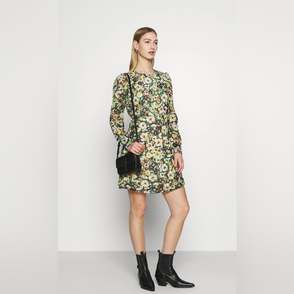 Womens Vero Moda mini skater floral dress sz L - Picture 1 of 12